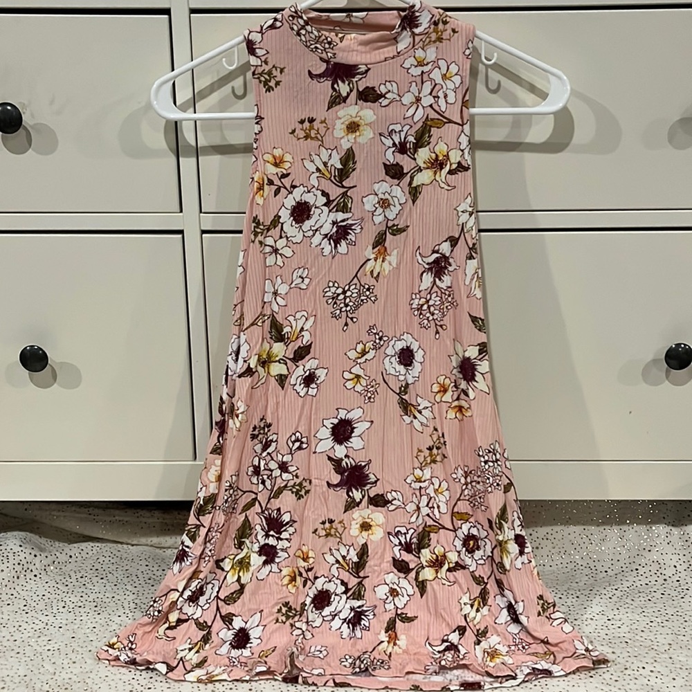 Girls size 7/8 artclass dress